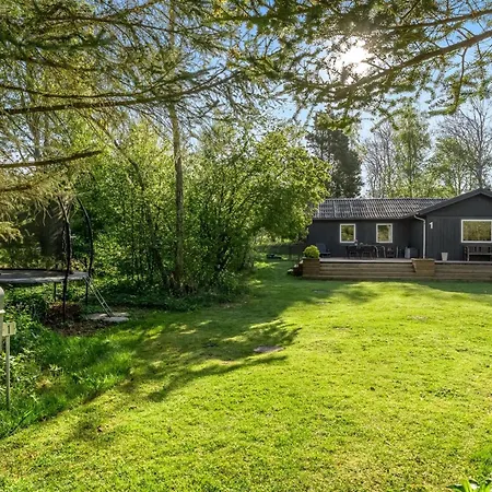 Feriehus Eine - From The Sea By Interhome *