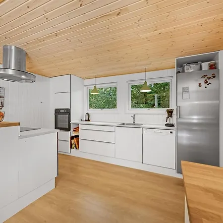 Feriehus Eine - From The Sea By Interhome *