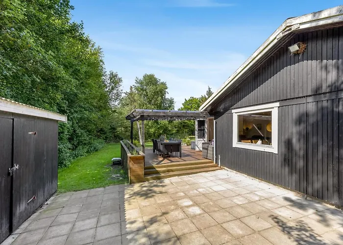 Сasa de vacaciones Eine - From The Sea By Interhome Hals